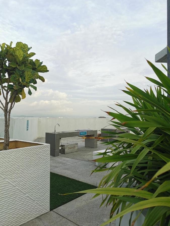 Kajang Industrial House With Olympic Size Swimming Pool Διαμέρισμα Εξωτερικό φωτογραφία